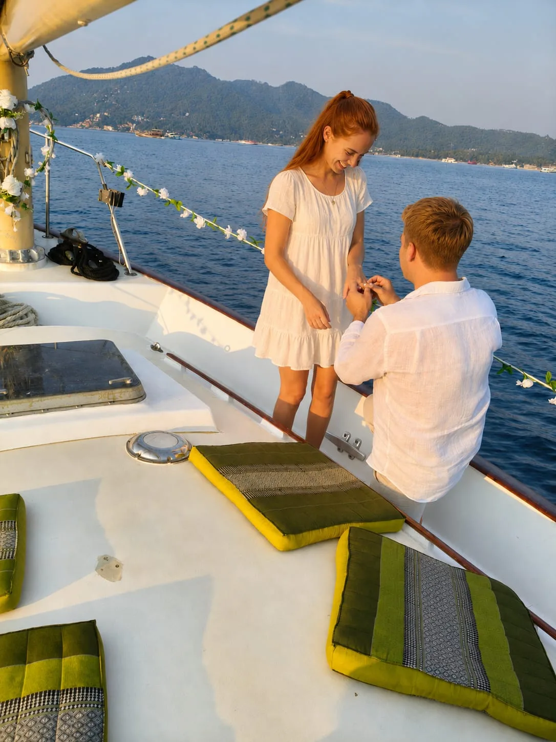 SV Freedom Fargo sailing into the sunset over the Gulf of Thailand